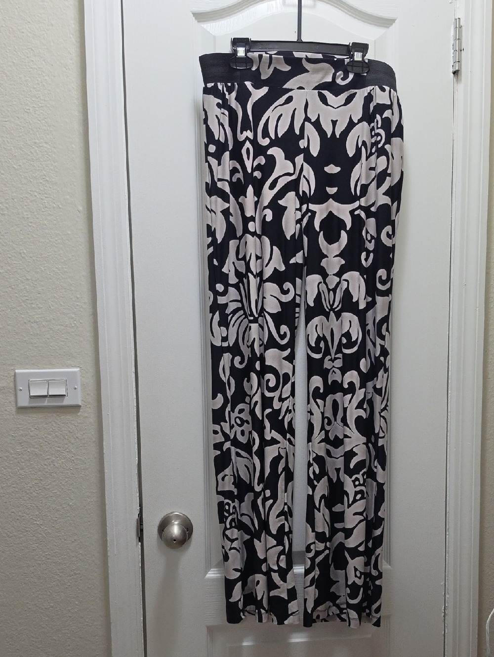 INC International Concepts Black and Cream Wide Leg Pants